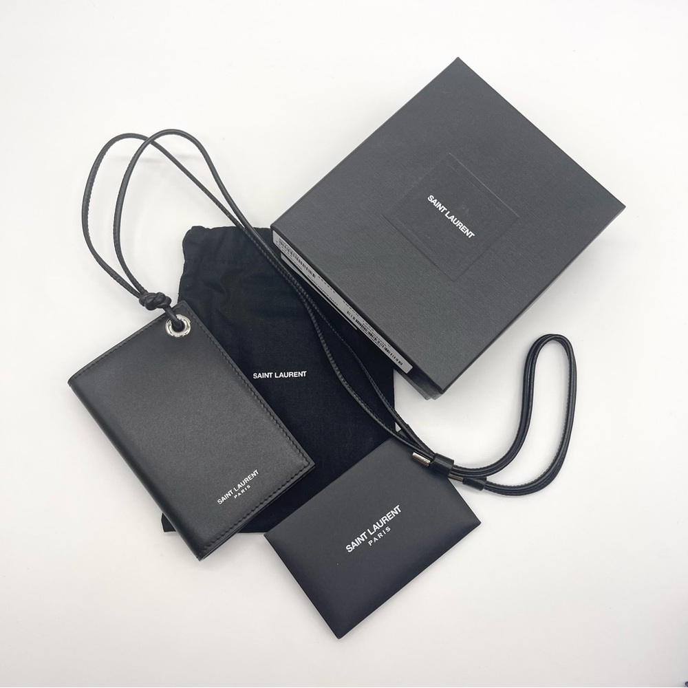 Saint Laurent Authentic Black Leather Logo Debossed Card Case Brand New